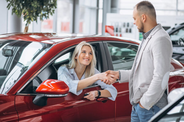 ventajas de comprar un vehículo seminuevo