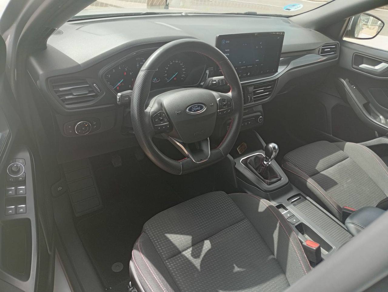 Ford Focus 1.0 Ecoboost MHEV 92kW ST-Line