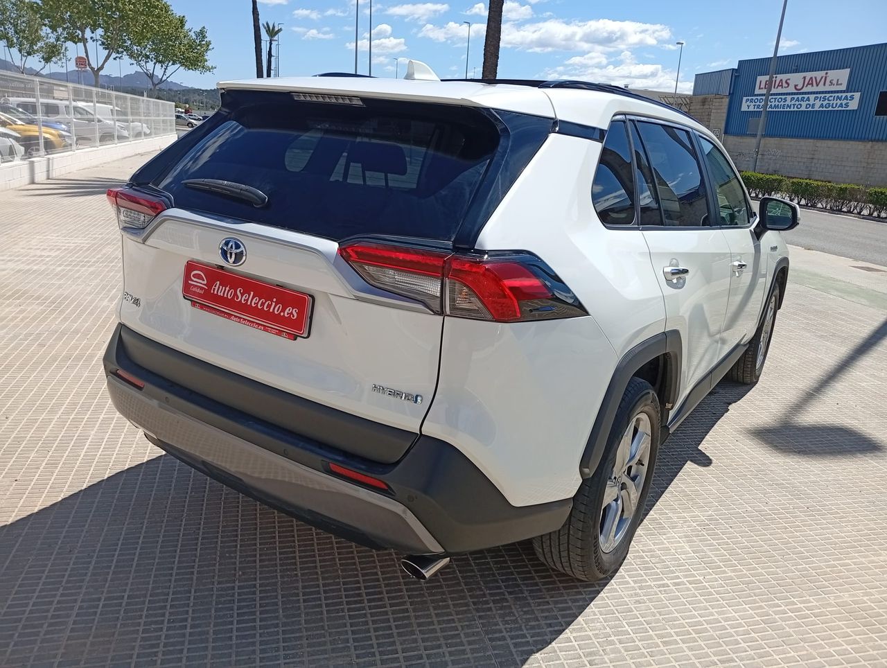 Toyota Rav4 2.5l 220H Luxury