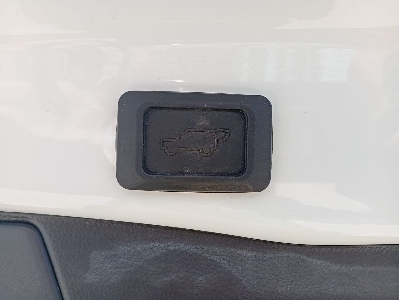 Toyota Rav4 2.5l 220H Luxury