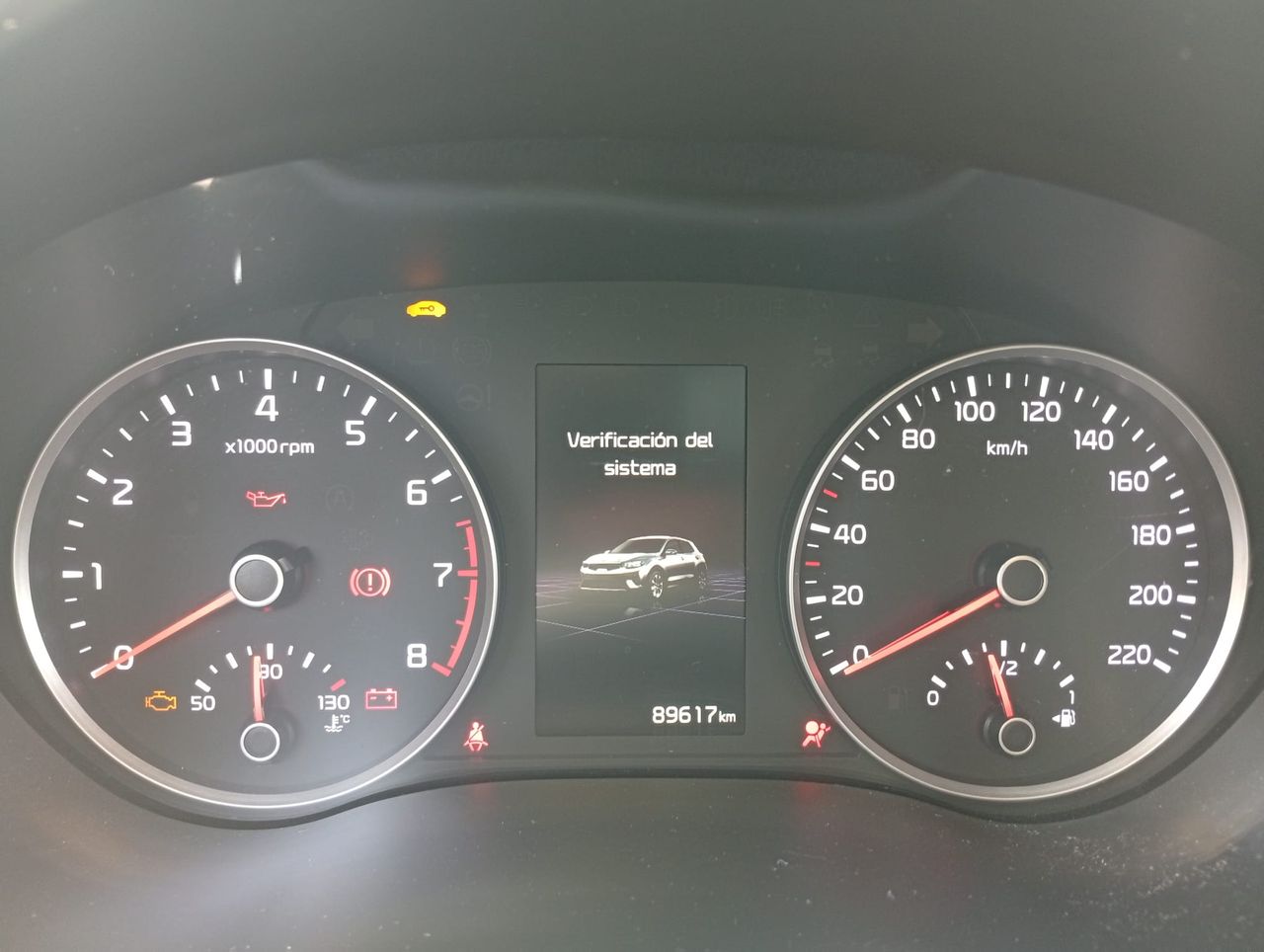 Kia Stonic 1.0 T-GDi 74kW (100CV) MHEV iMT Concept