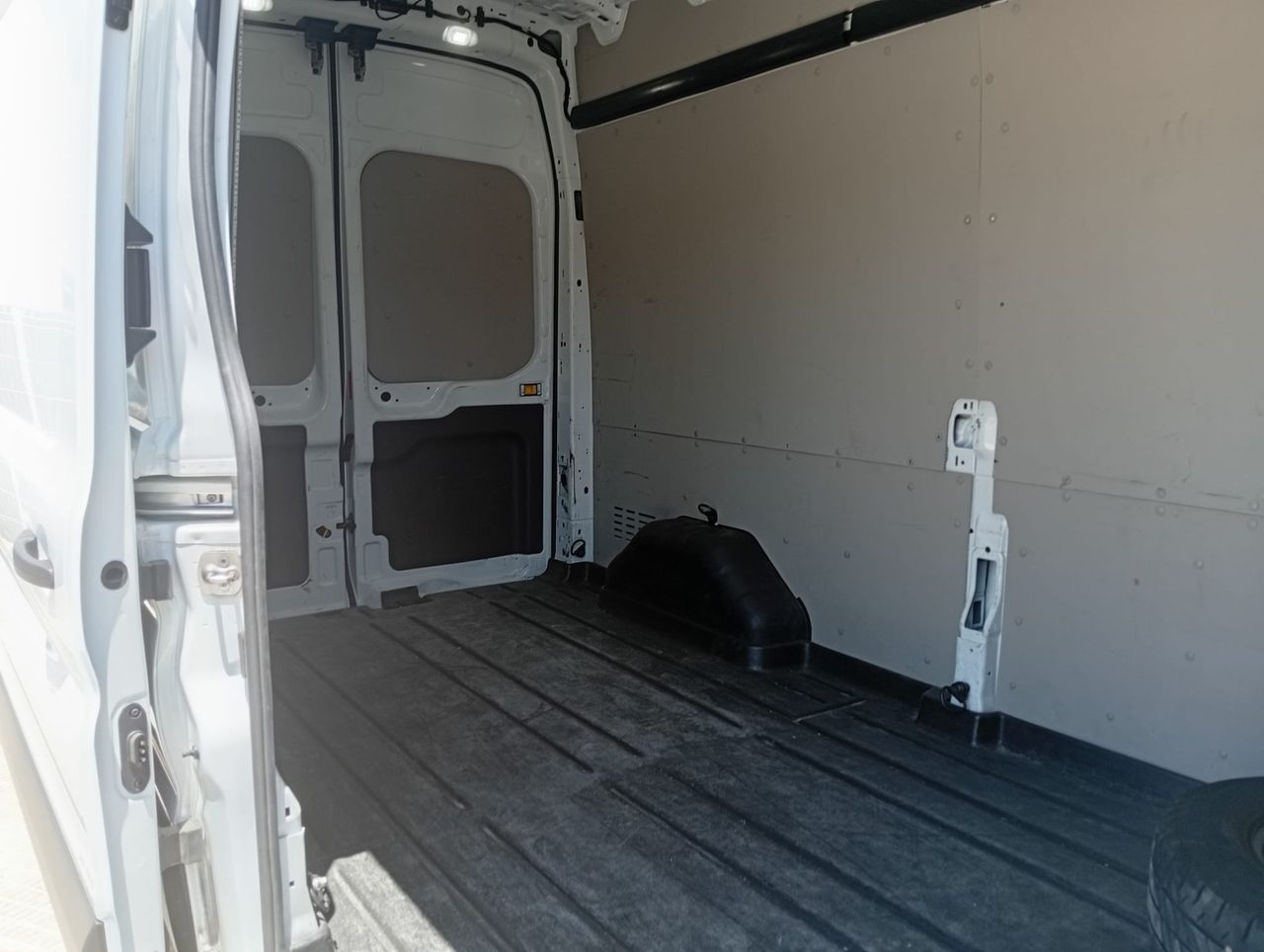 Ford Transit 2.0 130CV FT 350 L3H3