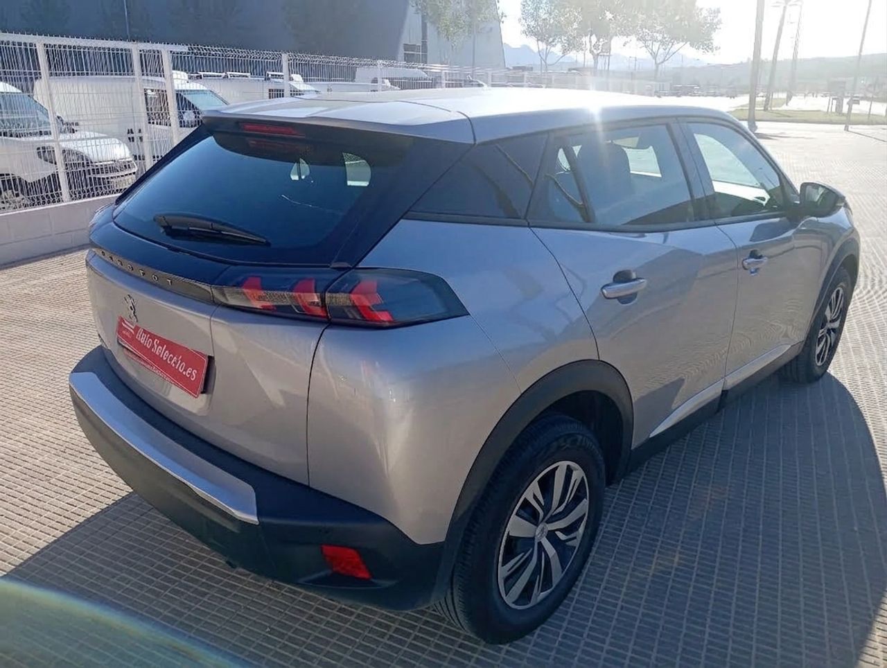 Peugeot 2008 Active Pack Puretech 100 S&S 6 Vel. MAN