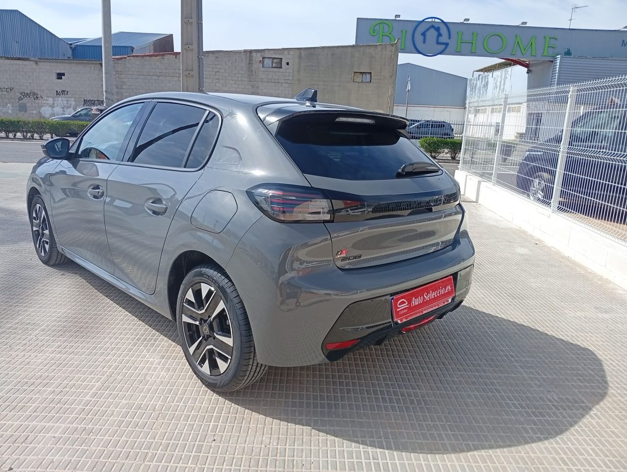 Peugeot 208 Allure Puretech 100