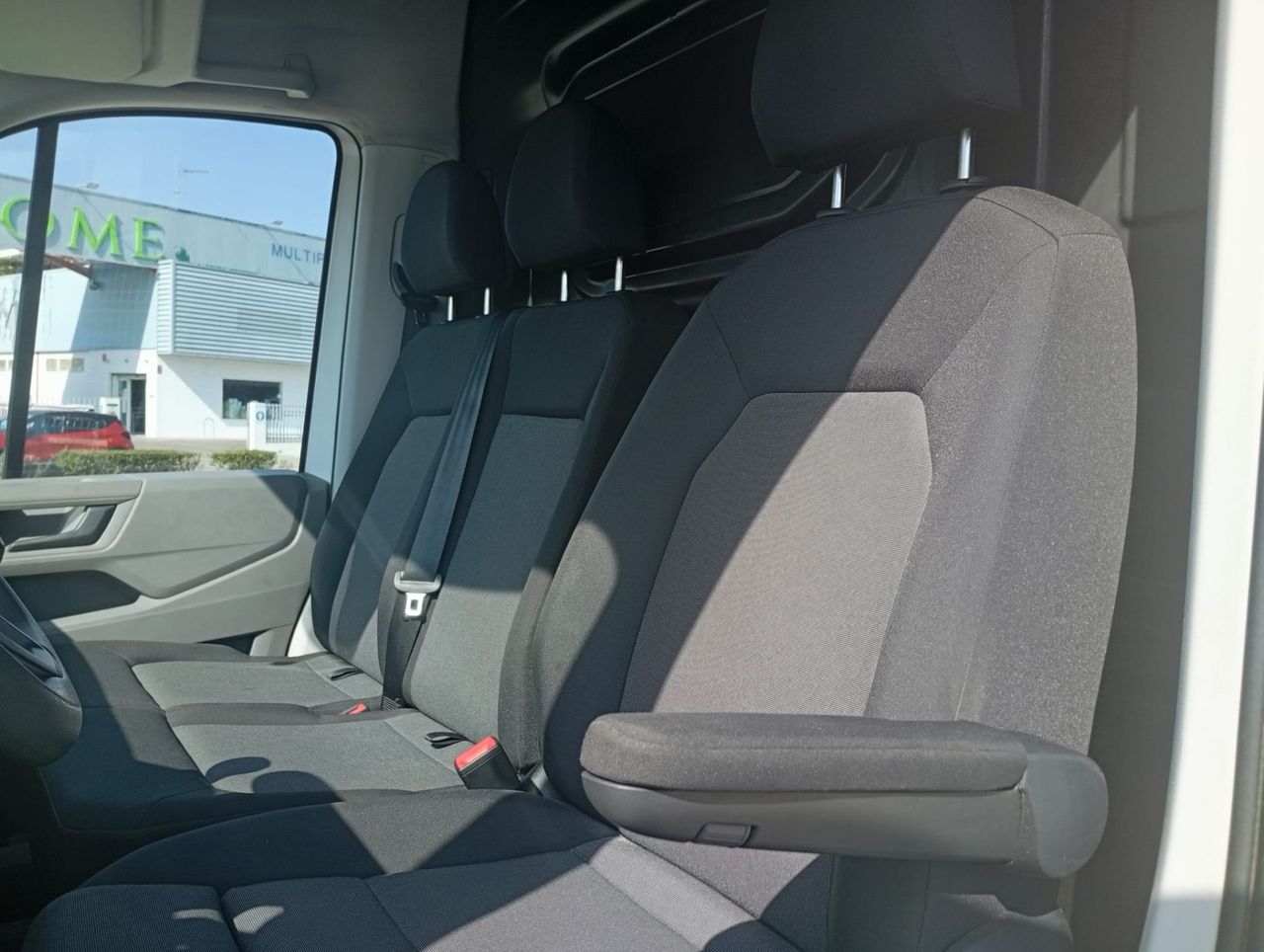 Volkswagen Crafter 2.0 L3H2 140CV