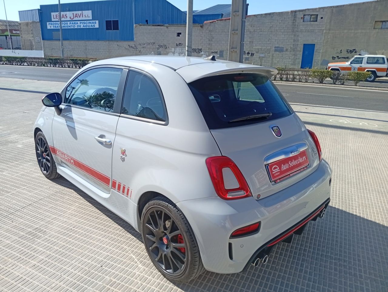 Abarth 500 1.4 16v T-Jet 595 118kW Pista E6D