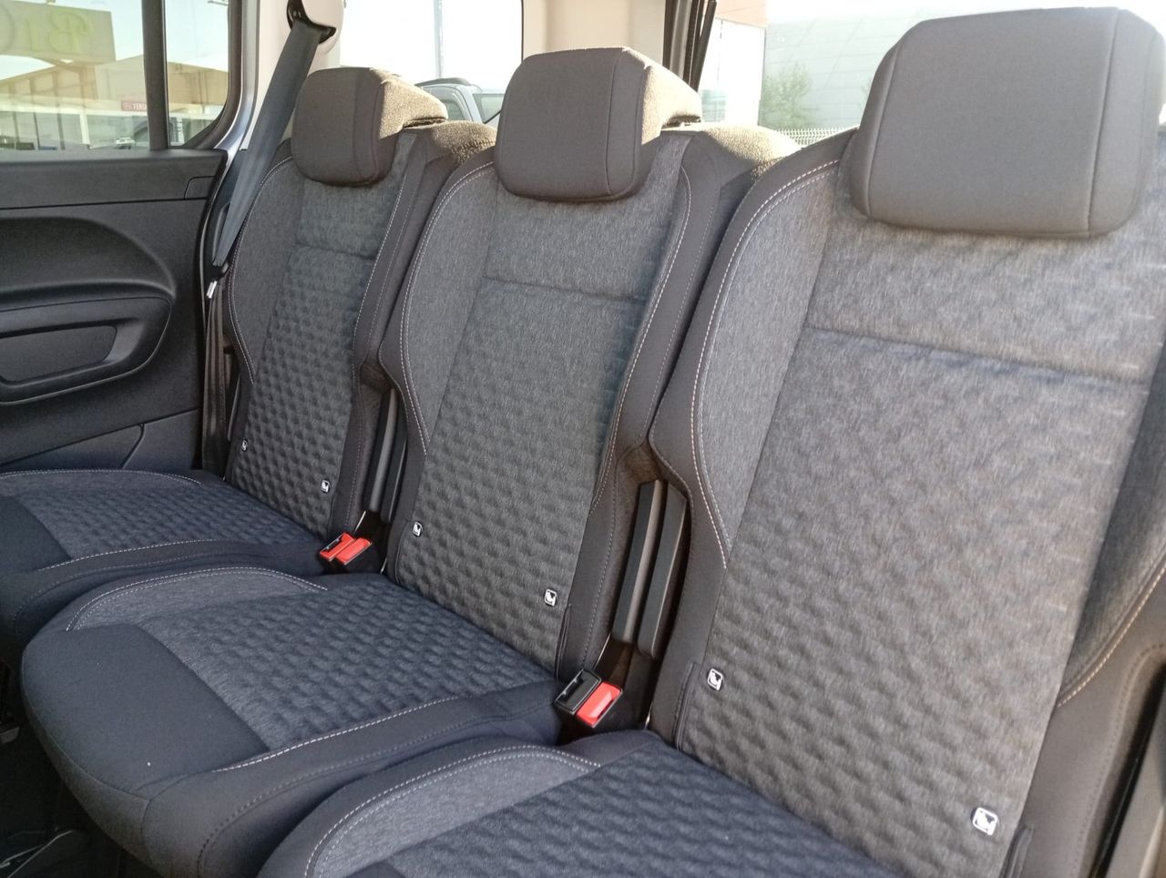 Peugeot Rifter Rifter GT BlueHDi 130 EAT8 Long