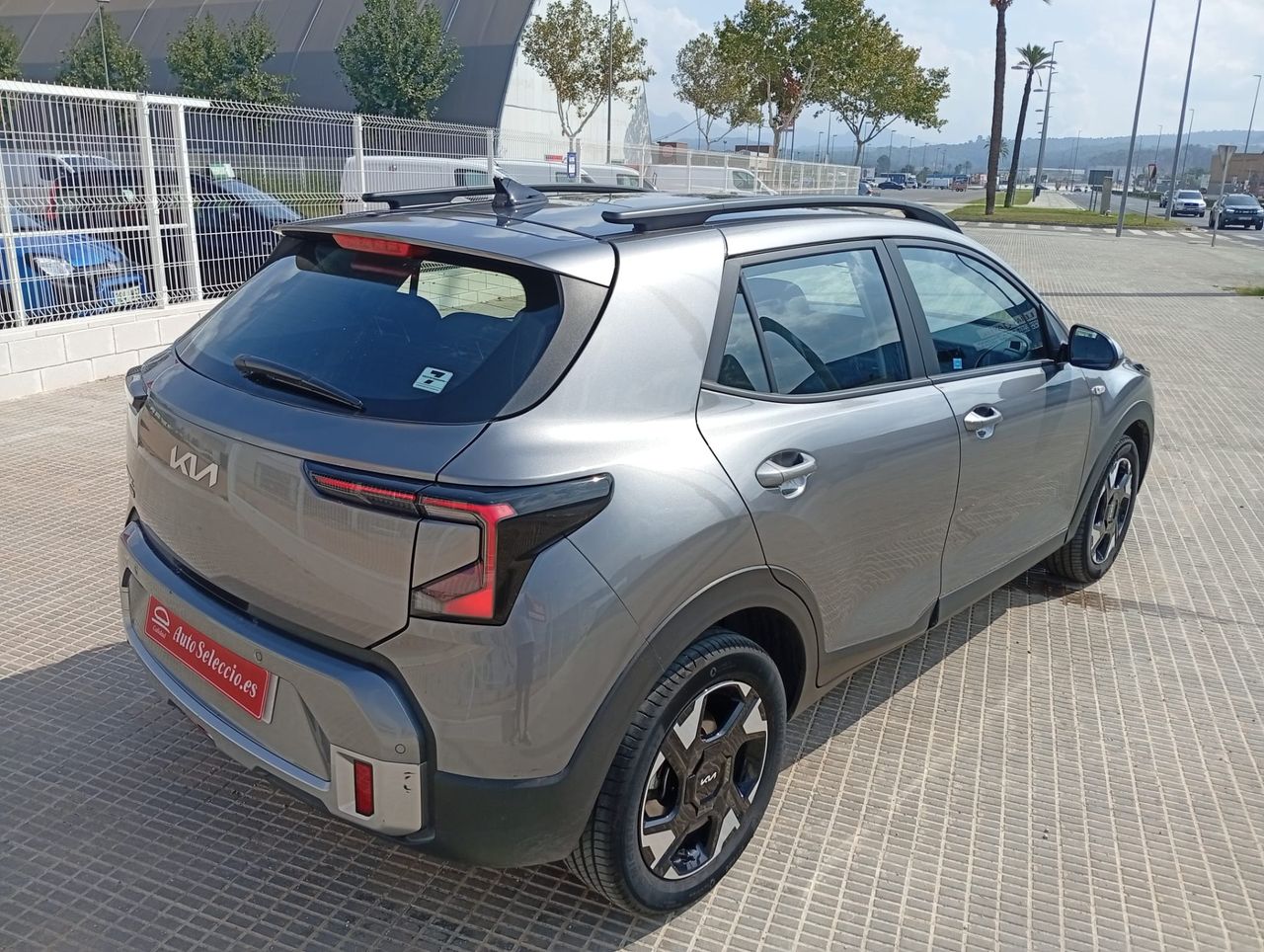 Kia Stonic 1.0 T-GDi 85kW (115CV) MHEV Concept