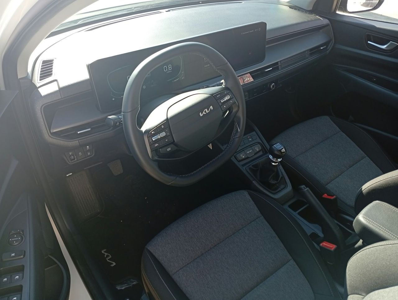 Kia Stonic 1.0 T-GDi 85kW (115CV) MHEV Concept