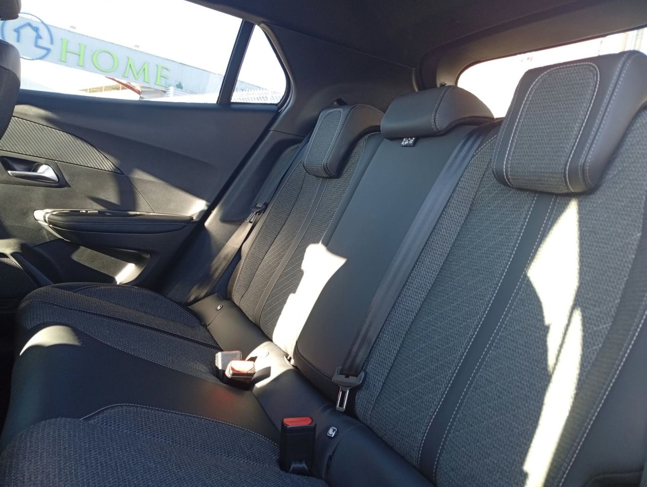 Peugeot 2008 N2008 Allure Hybrid 145 eDCS6