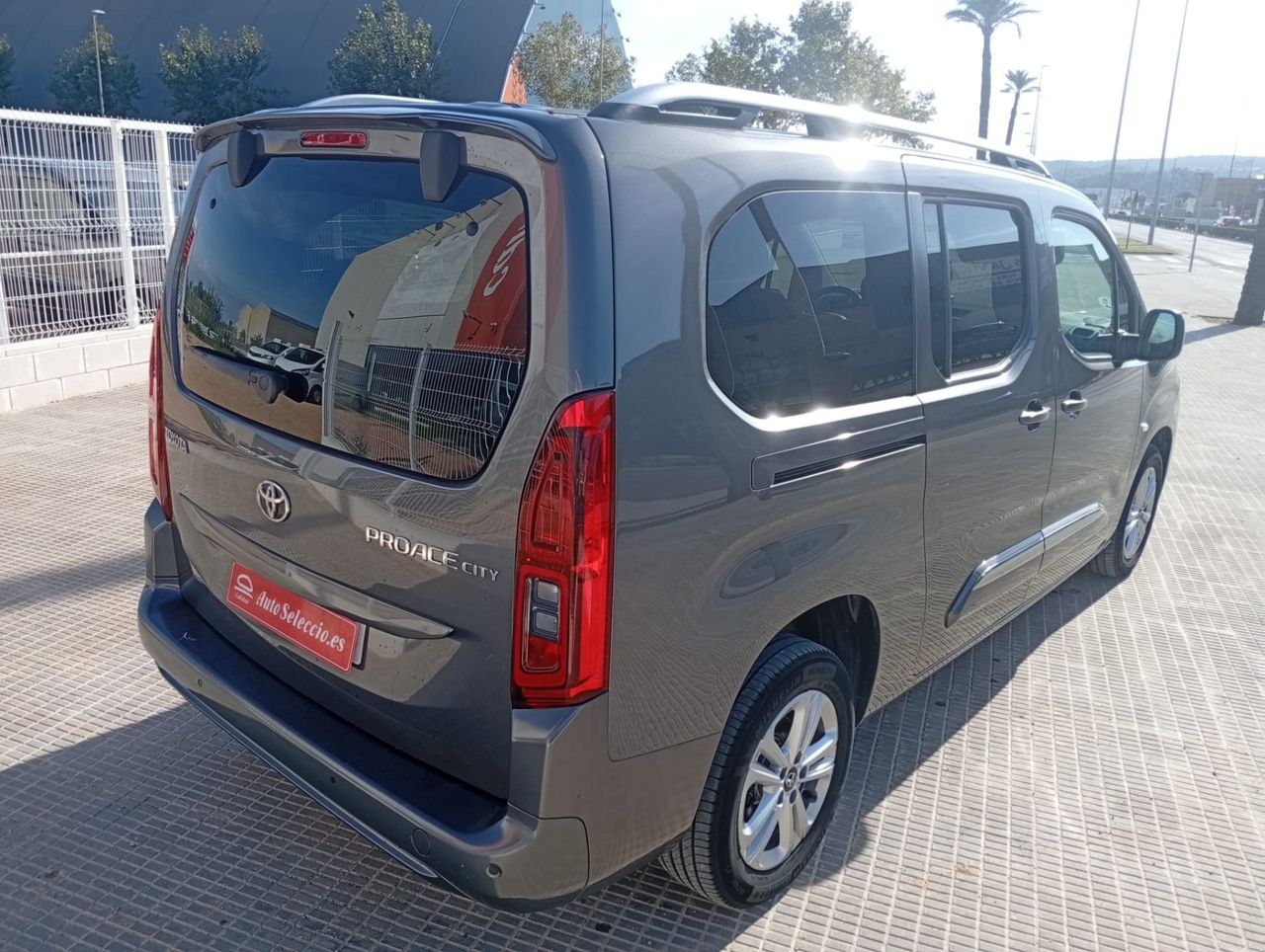 Toyota Proace City Verso 1.2 96kW (130CV) Family Advance Auto L1