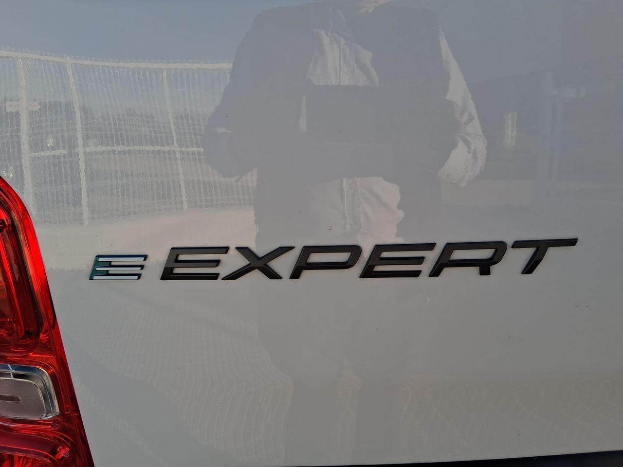 Peugeot e-Expert 75KW 136CV