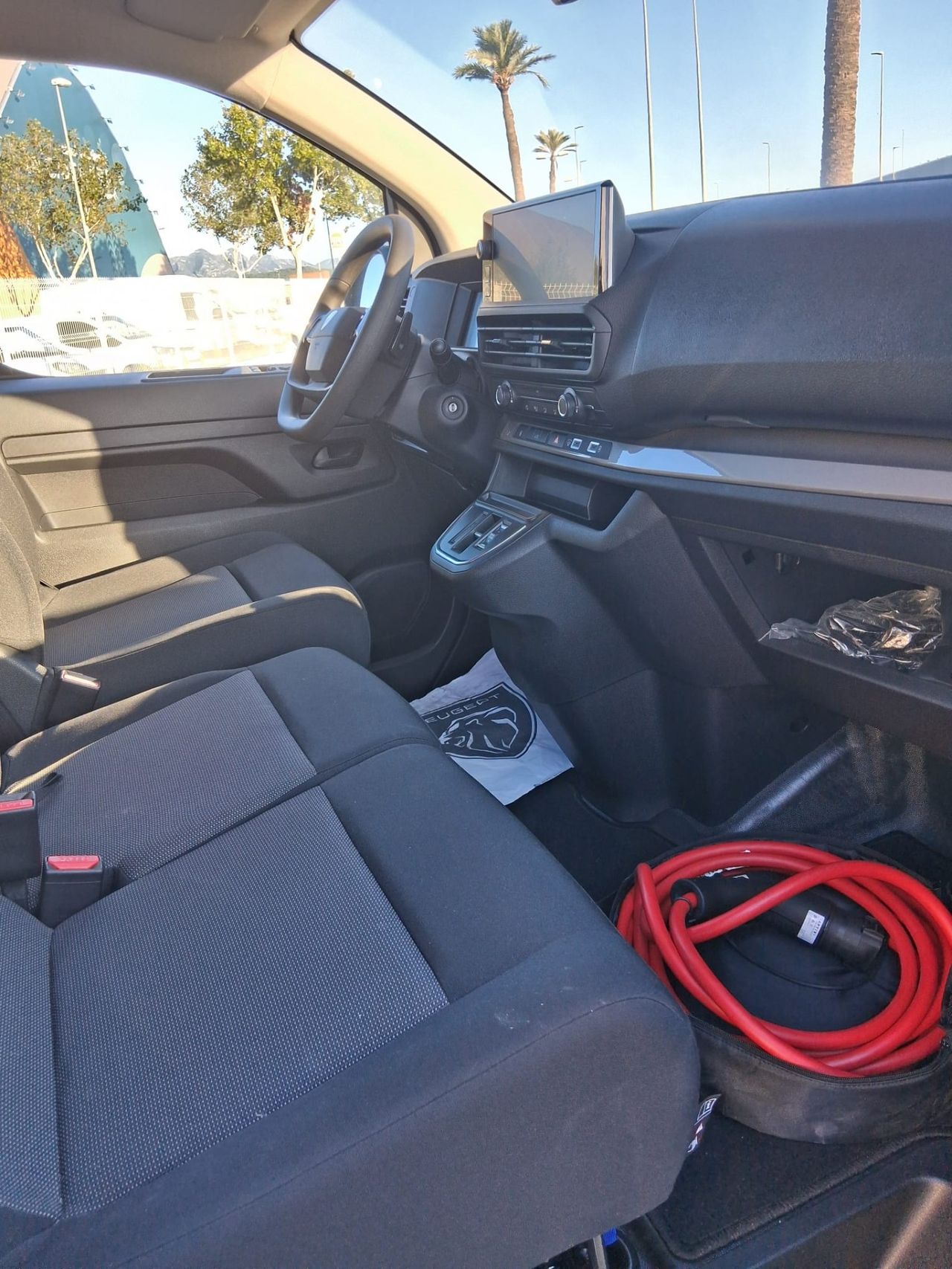 Peugeot e-Expert 75KW 136CV