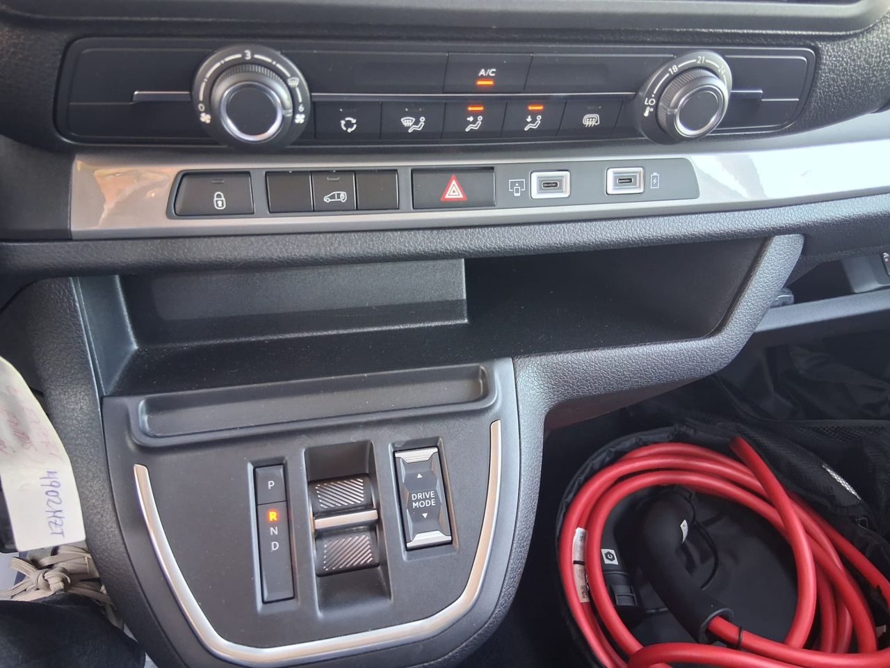 Peugeot e-Expert 75KW 136CV