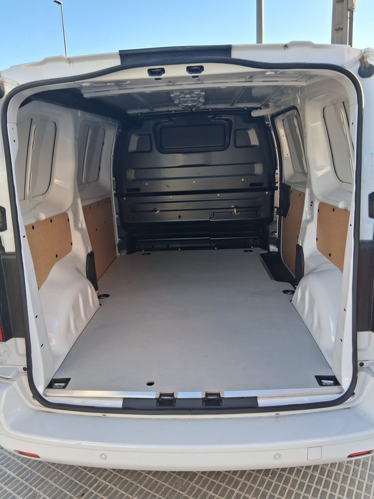 Peugeot e-Expert 75KW 136CV