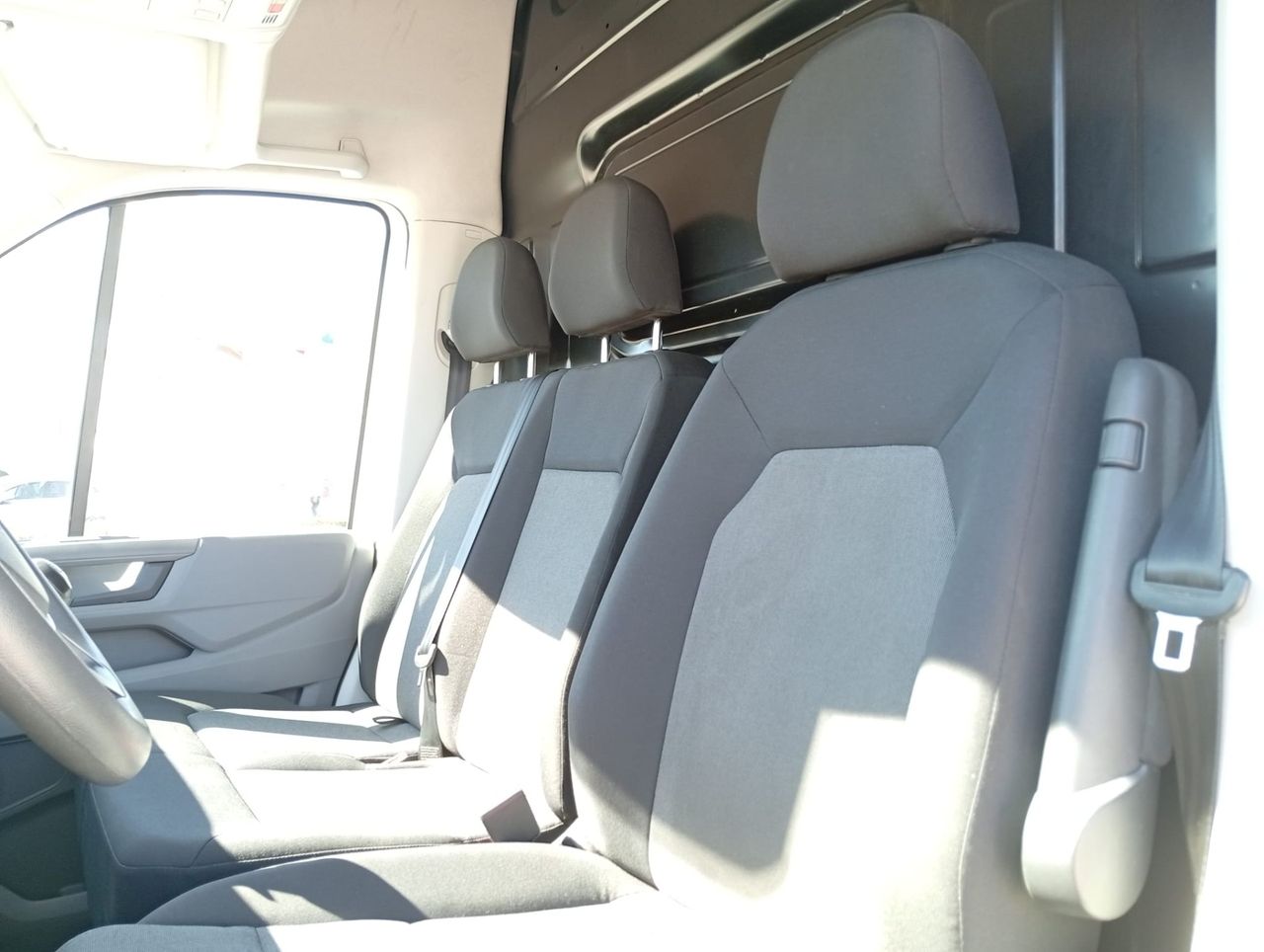 Volkswagen Crafter 2.0 L3H2 140CV