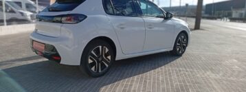 Peugeot 208 Allure Gasolina 100 S&S 6 Vel. MAN