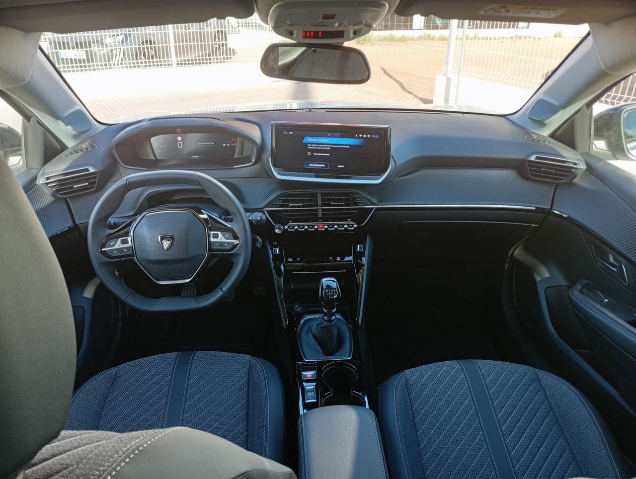 Peugeot 208 Allure Gasolina 100 S&S 6 Vel. MAN