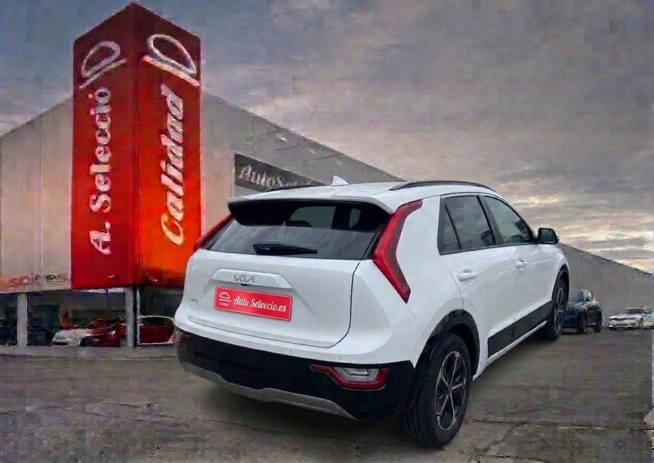 Kia Niro 1.6 GDi PHEV 126kW (171CV) Drive