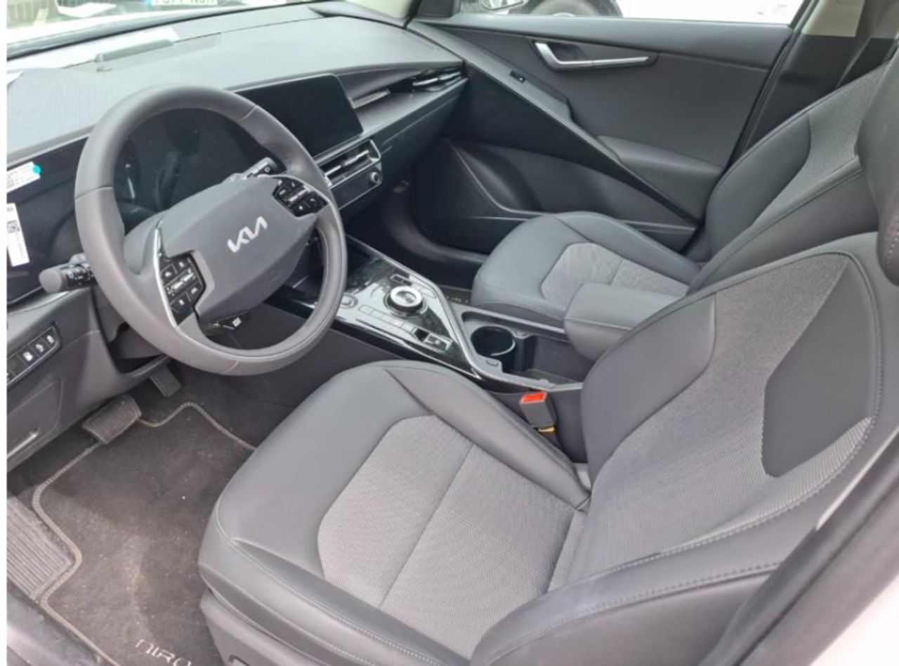 Kia Niro 1.6 GDi PHEV 126kW (171CV) Drive
