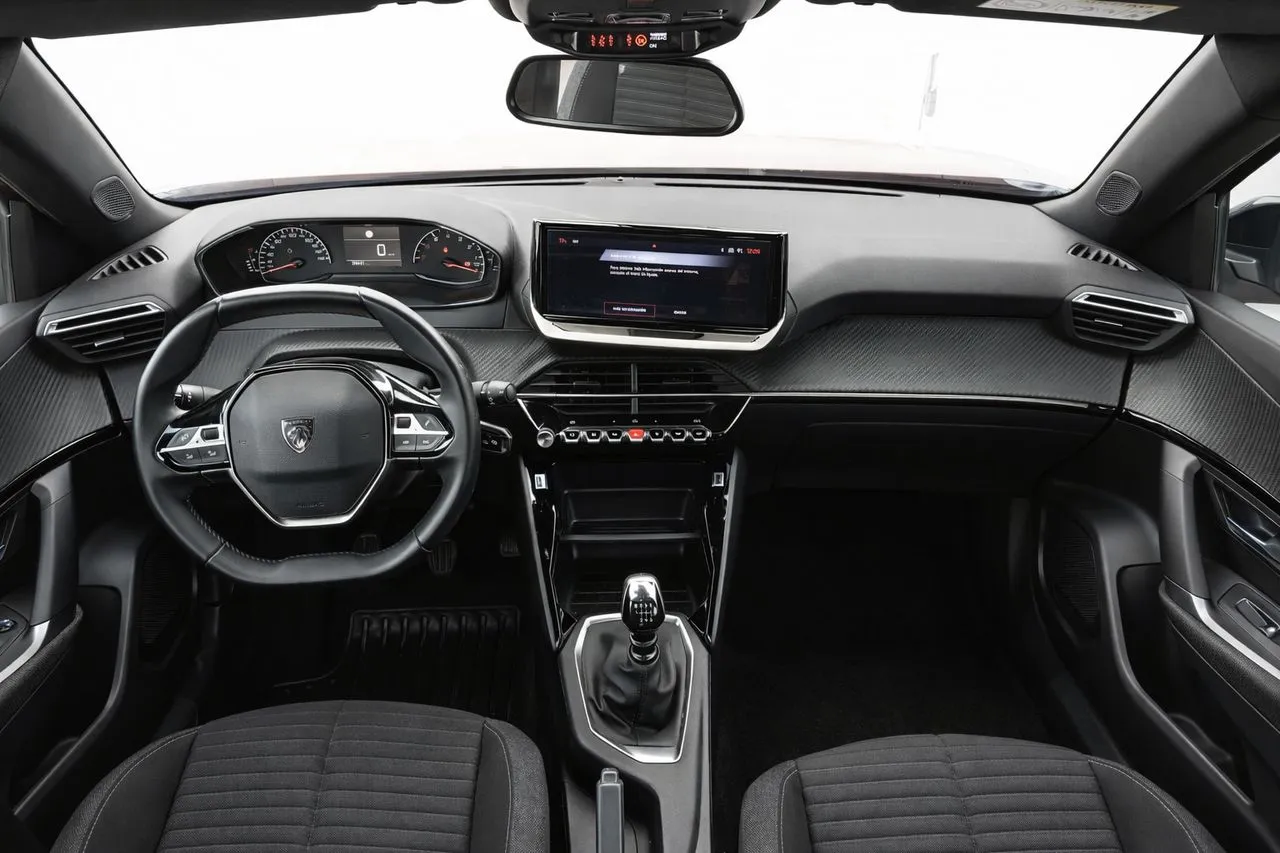 Peugeot 2008 Active Puretech 100 S&S 6 Vel. MAN