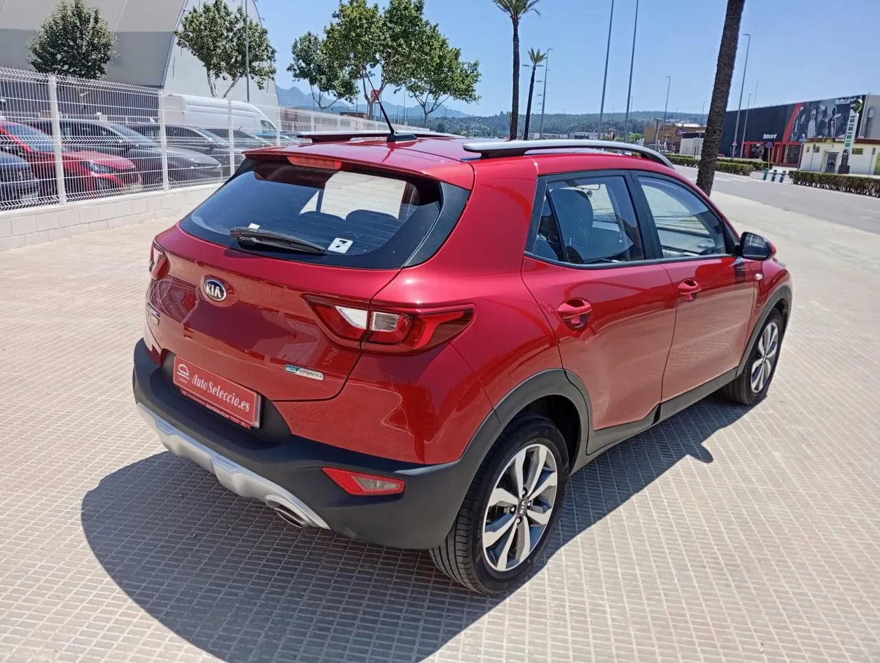 Kia Stonic 1.0 T-GDi 74kW (100CV) MHEV iMT Concept
