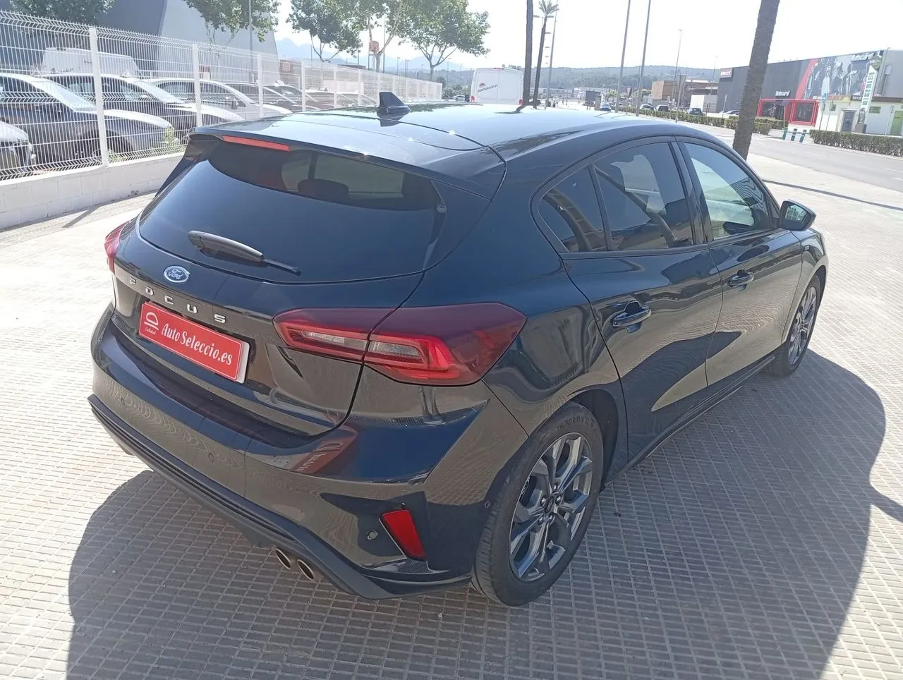 Ford Focus 1.0 Ecoboost MHEV 114kW ST-Line Auto