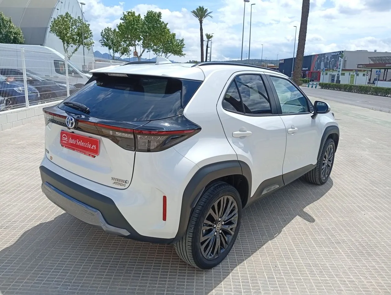 Toyota Yaris Cross 1.5 120H Active Plus