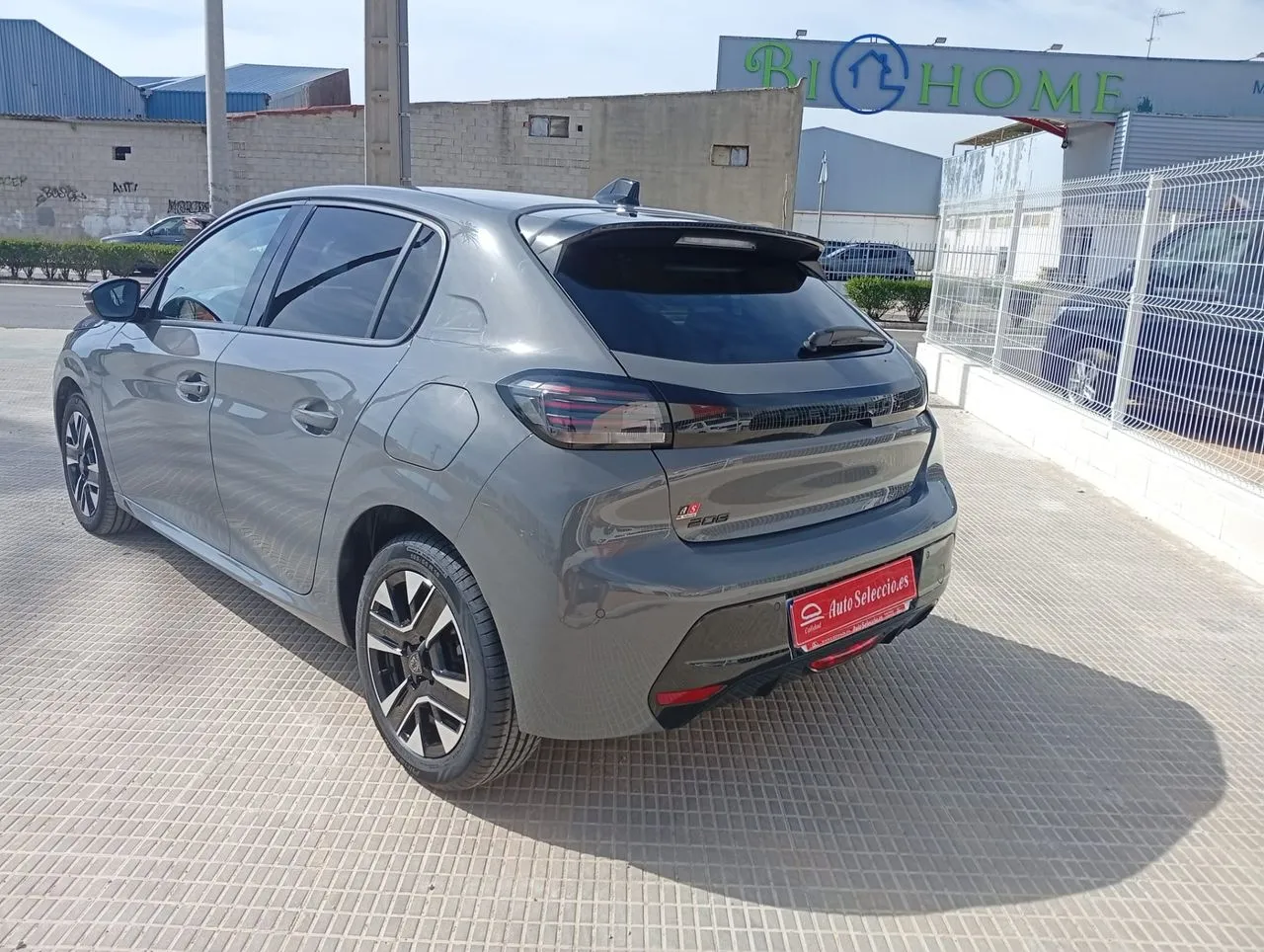 Peugeot 208 Allure Puretech 100